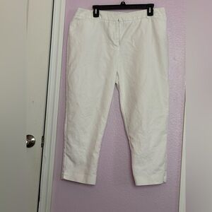 Kim Rogers Classic Capri White Pants